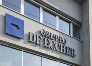 Italy’s distressed assets and NPEs weekly round-up. News from Rizzani De Eccher, Sagitta, Arrow Global, CDP, Intesa Sanpaolo, SACE, UniCredit, Zurich, Valvosanitaria Bugatti, Gruppo Gnutti Cirillo, and more