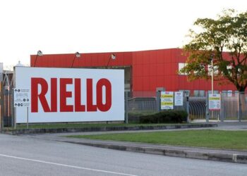 Italy’s distressed assets and NPEs weekly round-up. News from Riello, MIMIT, Carrier Global Corporation, Ariston, Ferroli, Attestor, Oxy Capital, Syntagma Capital, Aurelius, Haier, Midea, and more